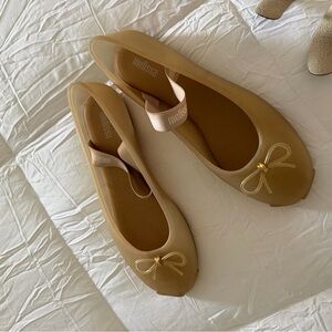 Melissa Jelly Ballet Flats in Tan with Bow Accent